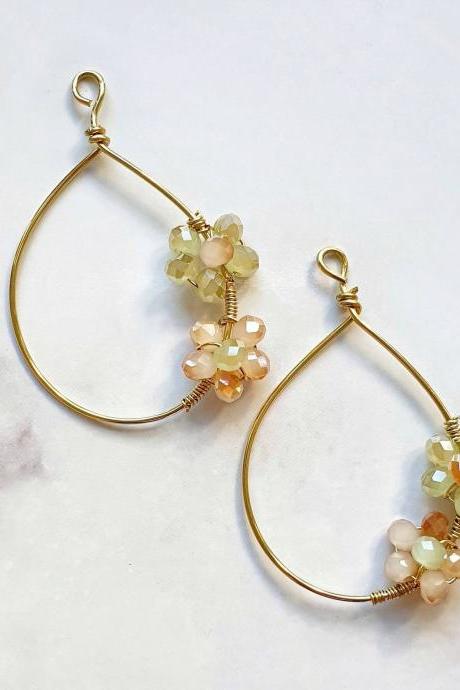 Hoops flower dangle earrings, golden hoops earrings, beige tones beads earrings, woman hoops earrings, dangle hoops earrings, golden dangle